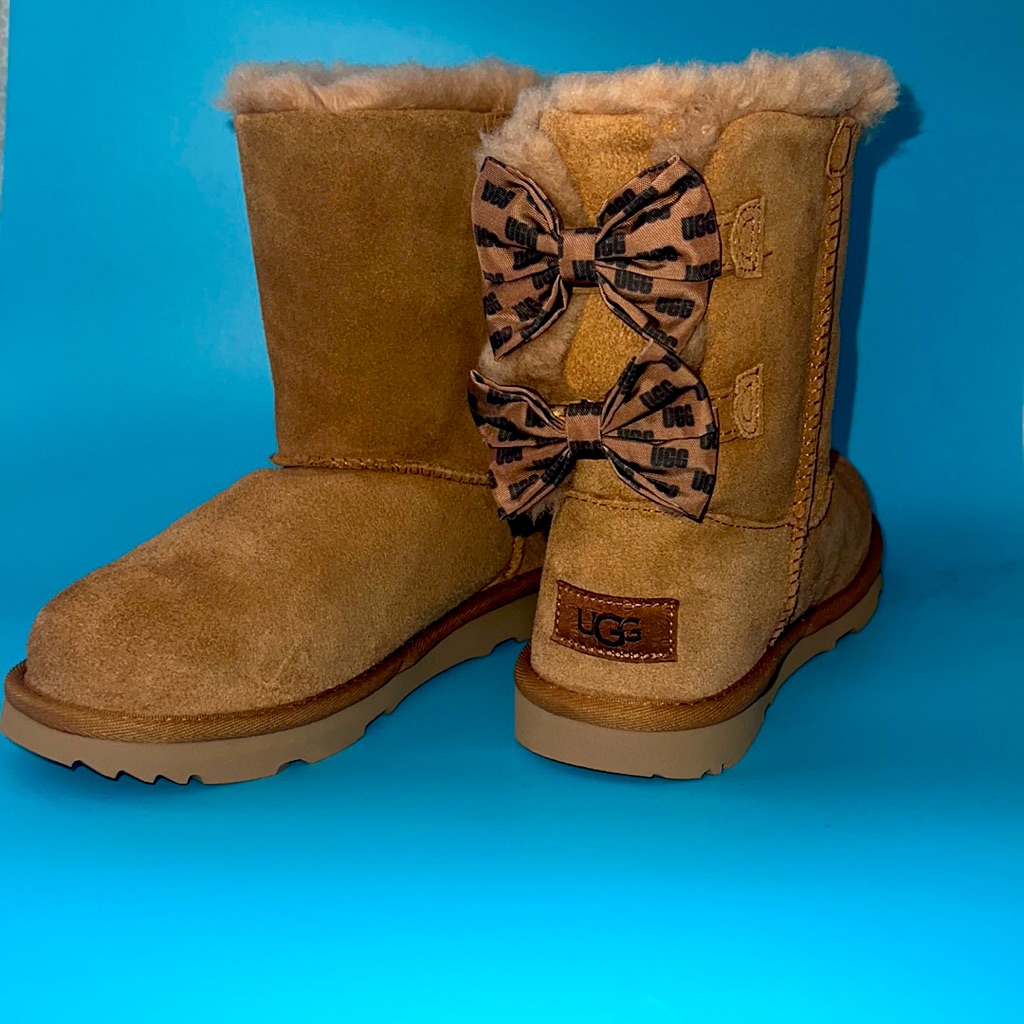 Ugg Kids Bailey Bow Ii With Ugg Graphic Chestnut Rare!